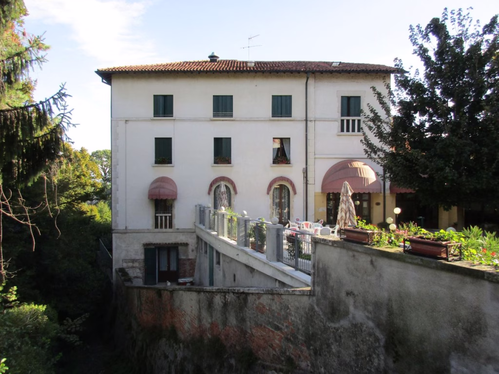 Albergo San Raffaele, Vicenza
