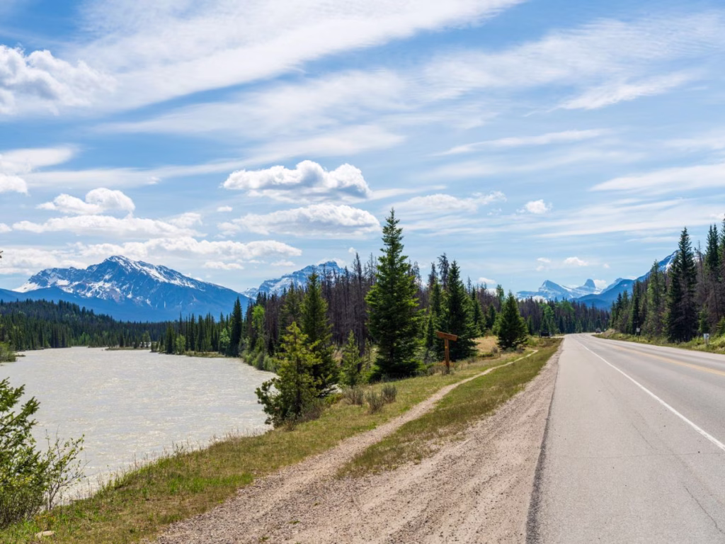 Icefields Parkway in Jasper National Park, Alberta